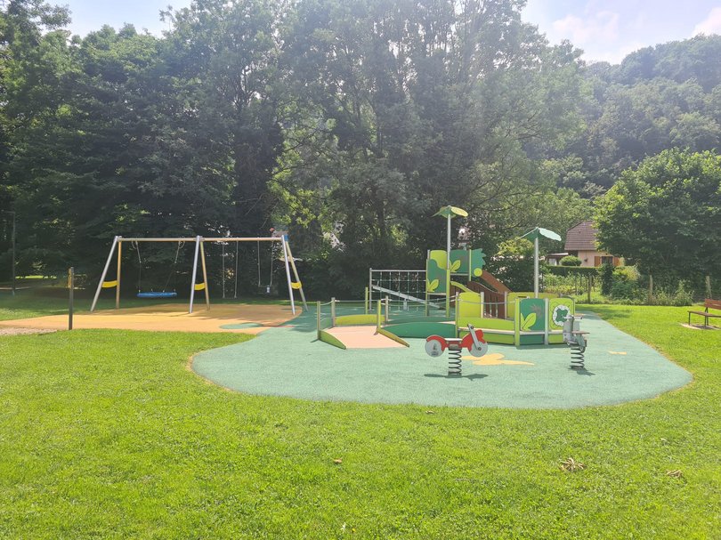 Aire de jeux de la zone de loisirs «Partageons nos Sports»