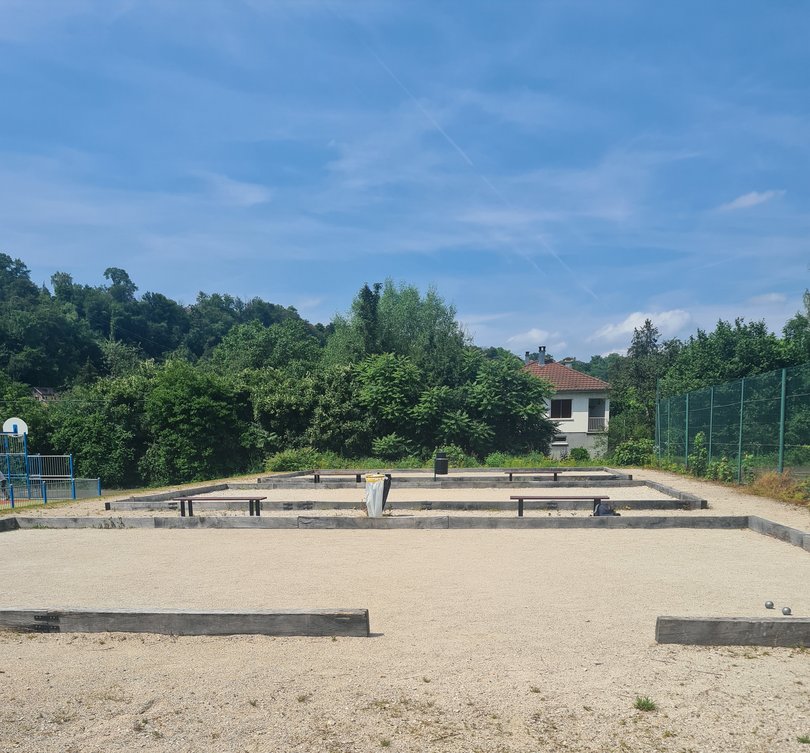 Terrains de pétanque du plateau sportif