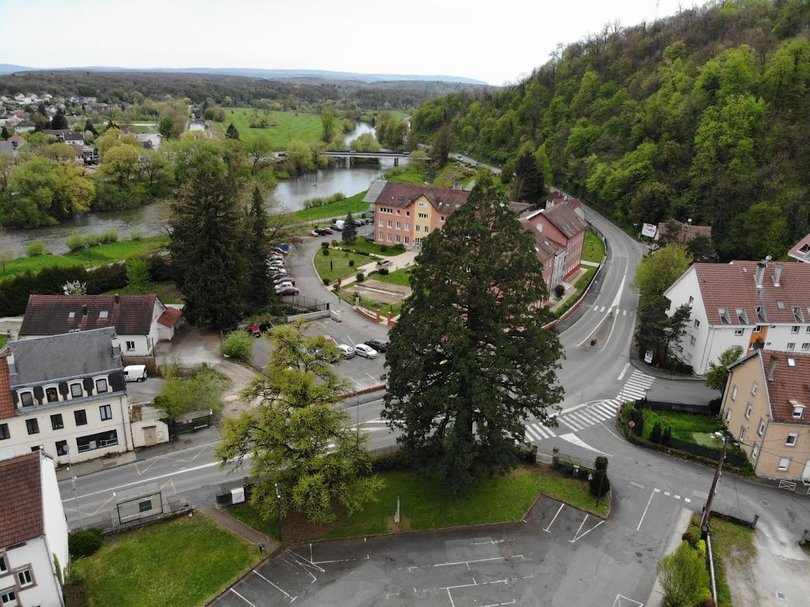 Vue du ciel de Sainte-Suzanne